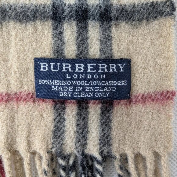 Burberry Scarf Beige – Unisex Check – Pre-Loved - 10% Cashmere 90% Merino wool - Picture 2 of 7
